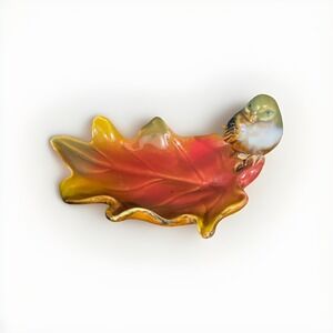 Charming tii Collections Handcrafted Bird On A Fall Leaf Soap Dish